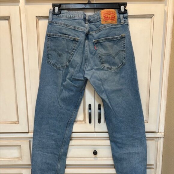 Levi's Jeans; 502; Size 31 waist, 32 length - Picture 3 of 5